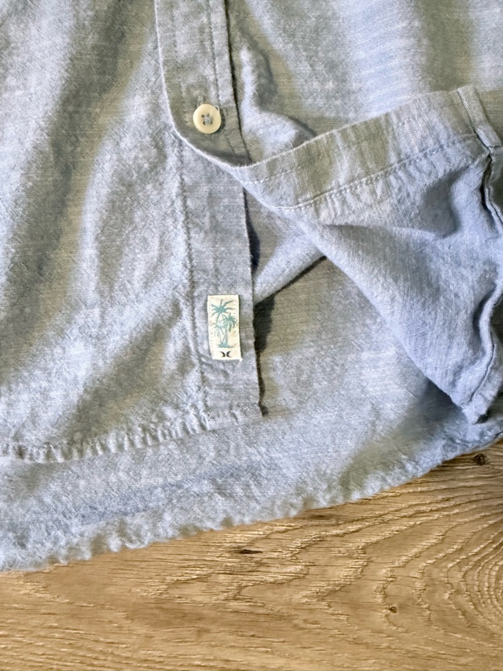Hurley Light Blue Short-Sleeve Button-Down Shirt - Picture 4 of 6